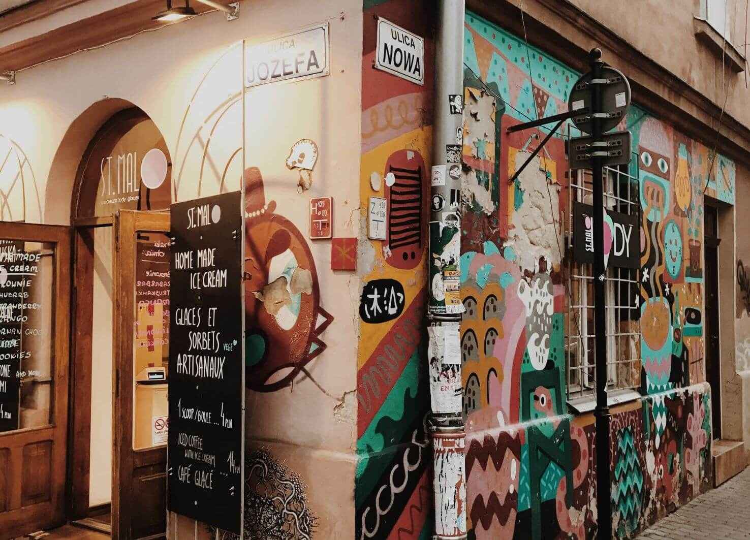 Kazimierz Krakow Jewish Quarter  grafitti 