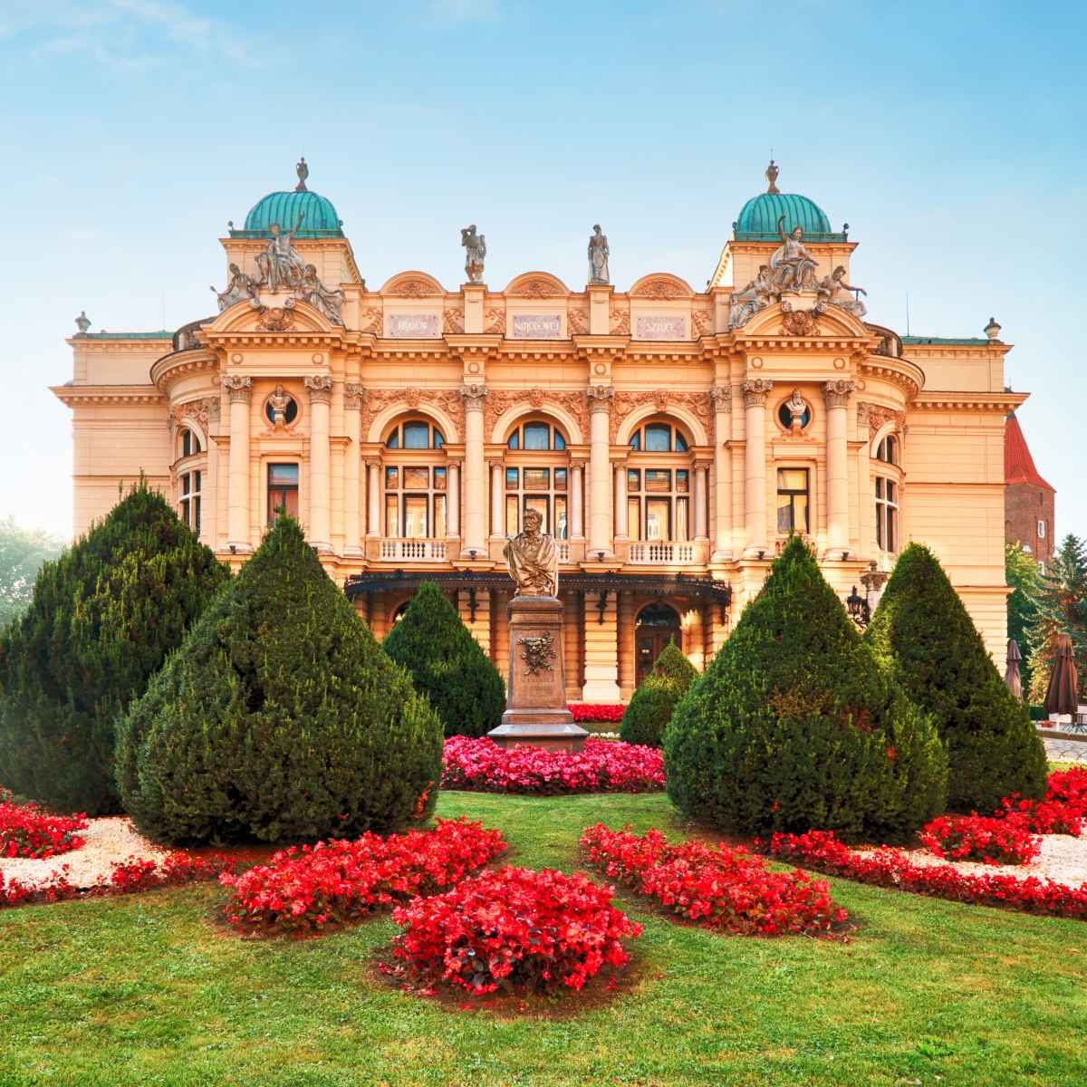 Gamla stan Krakow, Juliusz S?owacki-teatern, sevärdheter i Krakow