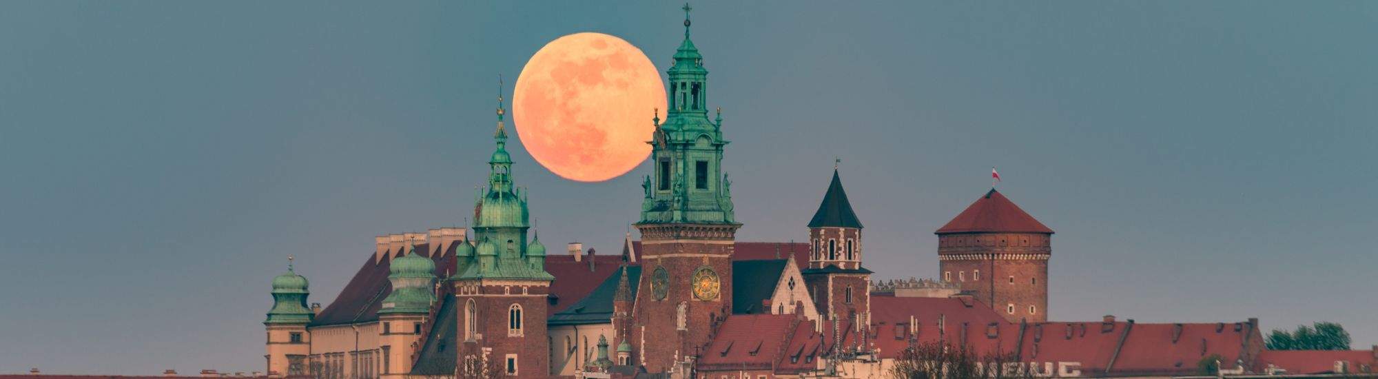 Upptäck Hemligheterna på Wawel-slottet: En Resa under Marken