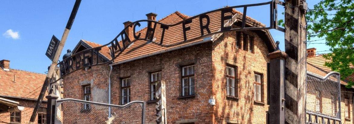 Historien om lägret Auschwitz-Birkenau